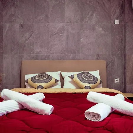 Cozy 1ba In Koukaki's Heart With Garden Apartment *